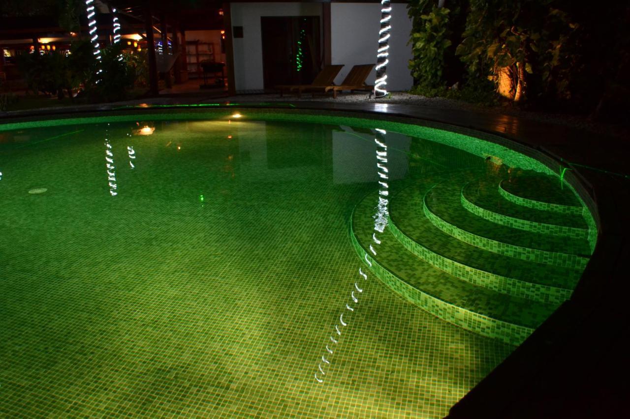 Cafe De Playa Beach Front Hotel Coco Exterior photo